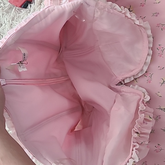 Pink Floral Strapless MIDI sundress. House of CB 🩷 Lauren dress. - Picture 6 of 9